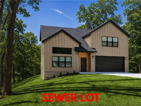 Photo of 35 Shropshire Drive, Bella Vista, AR 72714 (MLS # 1354538)
