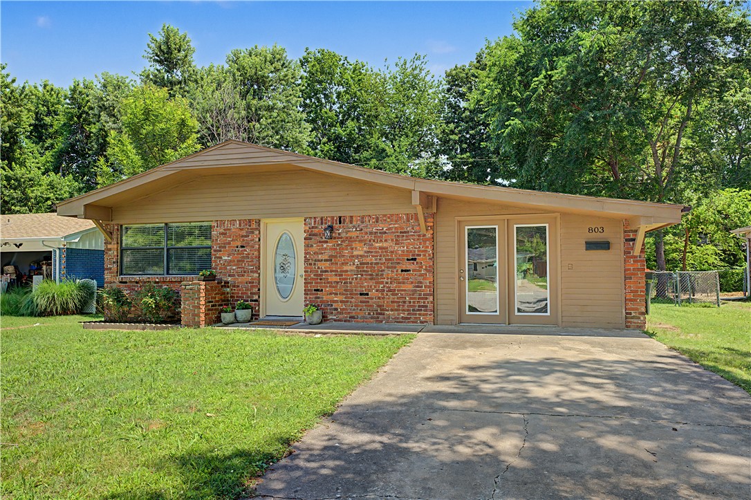 Photo 1 of 20 — 803 Gail Street, Springdale, AR 72762