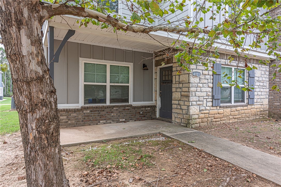 4103 & 4105 W Santa Maria Lane