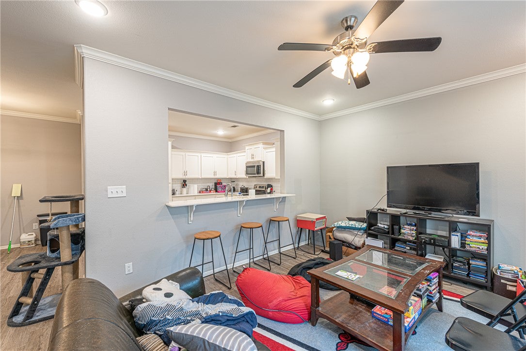 4103 & 4105 W Santa Maria Lane
