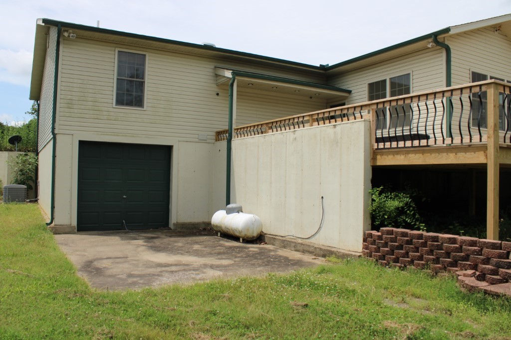n / a - Residential