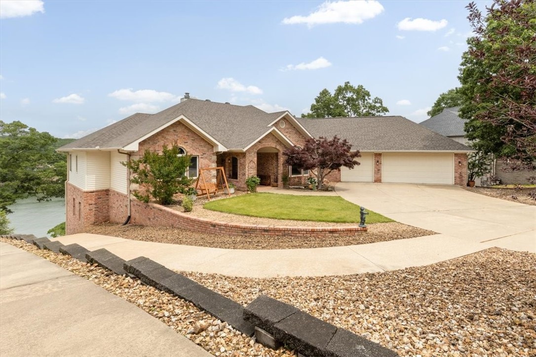 89 Stonehaven Drive