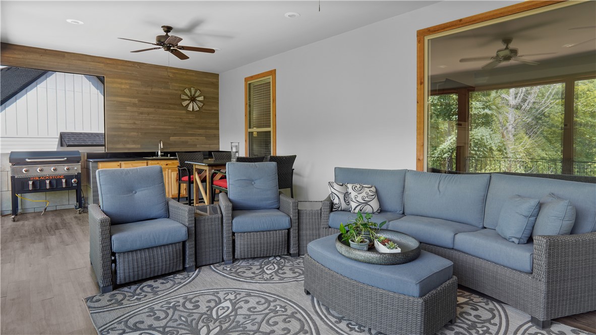 Sugar Creek Residence - Residential