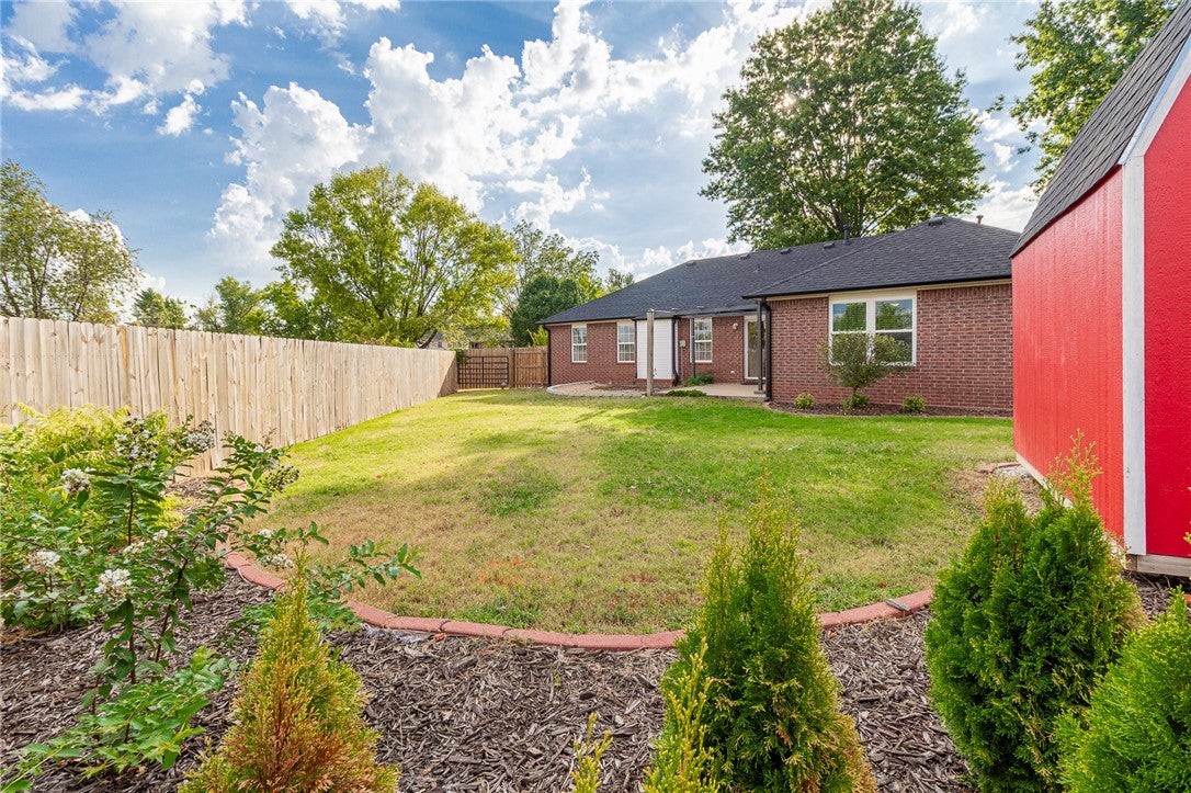 Northwest Arkansas Real Estate | Uptown Real Estate 2011 W Sumac Street