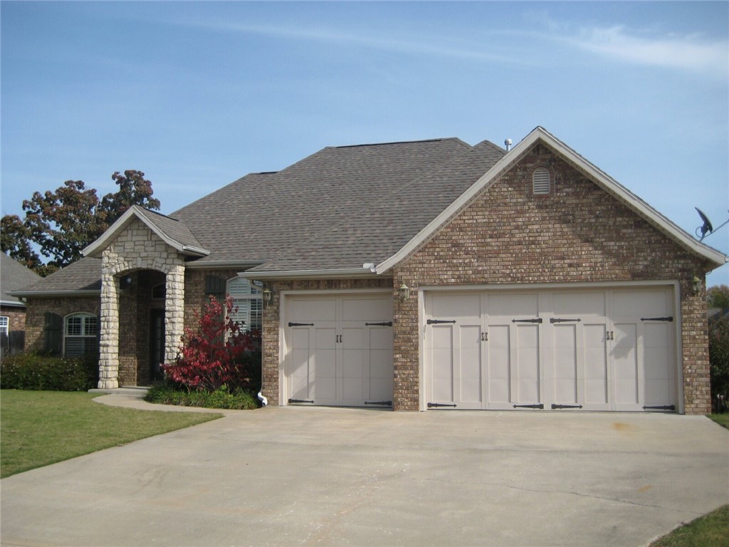 Beautiful 4-bedroom, 3-bath home in Bentonville with a 3-car garage and inviting family room featuring a cozy fireplace. The open layout offers plenty of natural light, spacious living areas, and a well-designed kitchen for everyday living or entertaining. The primary suite includes a private bath with generous closet space. Step outside to a large backyard with an oversized deck—perfect for hosting gatherings, grilling out, or simply relaxing.**$250 non-refundable pet deposit **