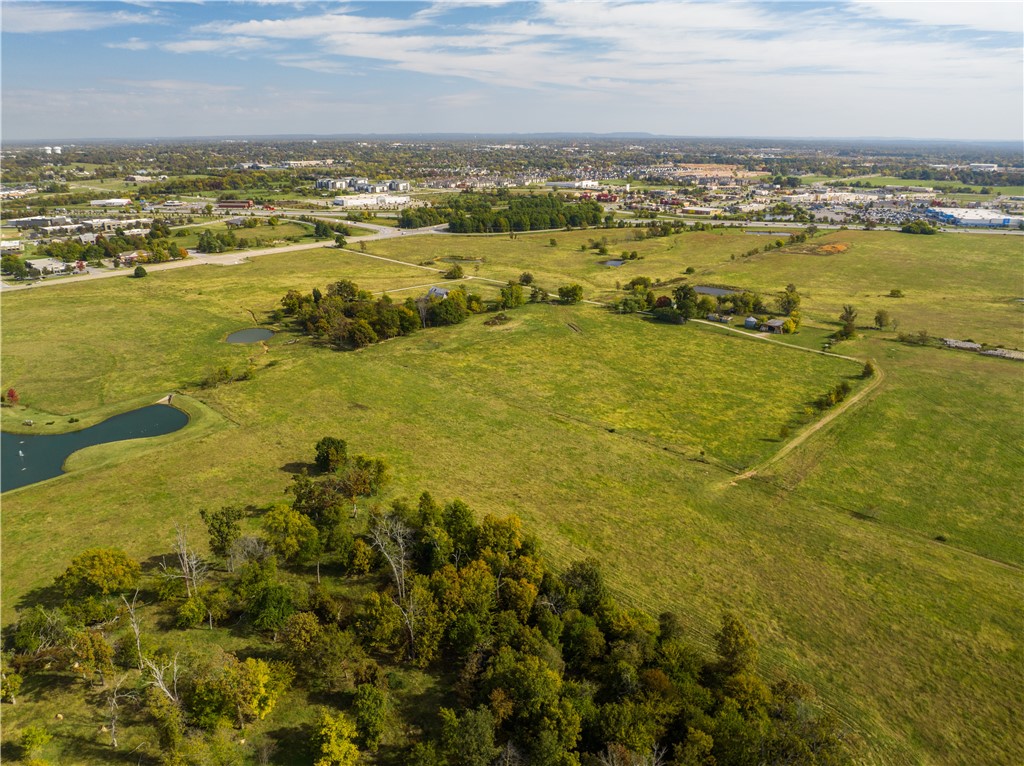 MILLS FARM COMMERCIAL-ROGERS - Land