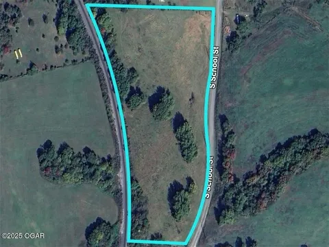 MLS: 1301328