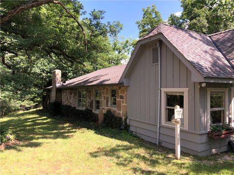 Single Family Residence in Eureka Springs AR 361 County Road 117 Rd 46.jpg