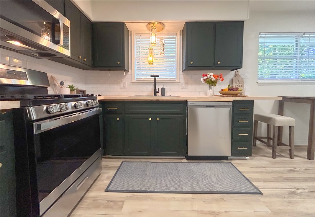 Royal Oaks Sub - Residential