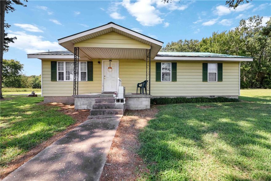 18699 & 18689 N Creek Rd, Lincoln, AR – 30 Acres + Two Homes!
This property offers flexibility for multi-generational living, a family compound, a small farm, or continued passive income. Enjoy the best of both worlds—country serenity with endless possibilities to grow, build, or invest.
Perfect combination of space, privacy, and income potential, This is it! Nestled in the rolling countryside of Lincoln, Arkansas, this charming 3-bedroom, 1-bath 1950 farmhouse has been lovingly maintained and sits on 20 acres of half pasture and half wooded land—perfect for livestock, gardening, or simply enjoying peaceful country living.

Next to the main home is a ready-to-go setup with connections for a small home, RV, or another mobile, offering even more options for family or guests. 
But that’s not all—this incredible property also includes 18689 N Creek Rd, a 3-bedroom, 1.5-bath mobile home on its own 10 acres, currently bringing in $1,000 per month in rental income.
Showings by appointment only!