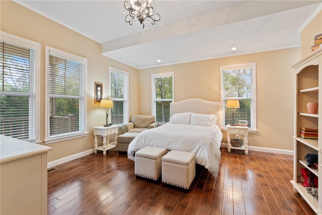 Unit 4 Holiday Island - Residential