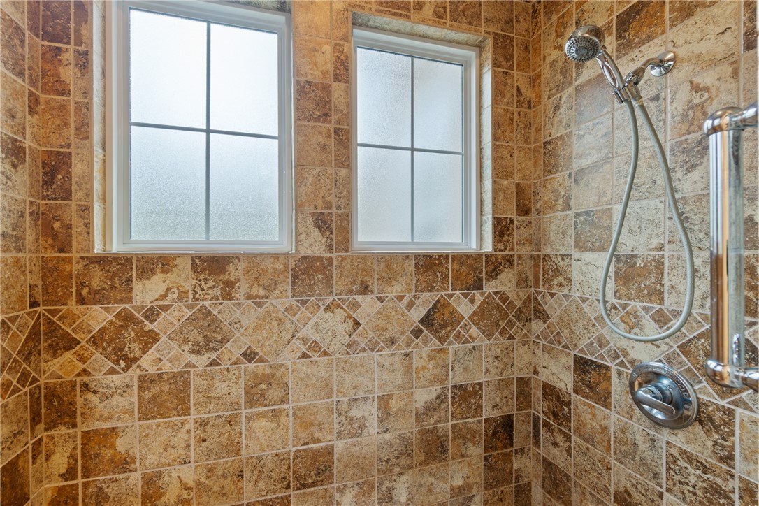 Unit 4 Holiday Island - Residential