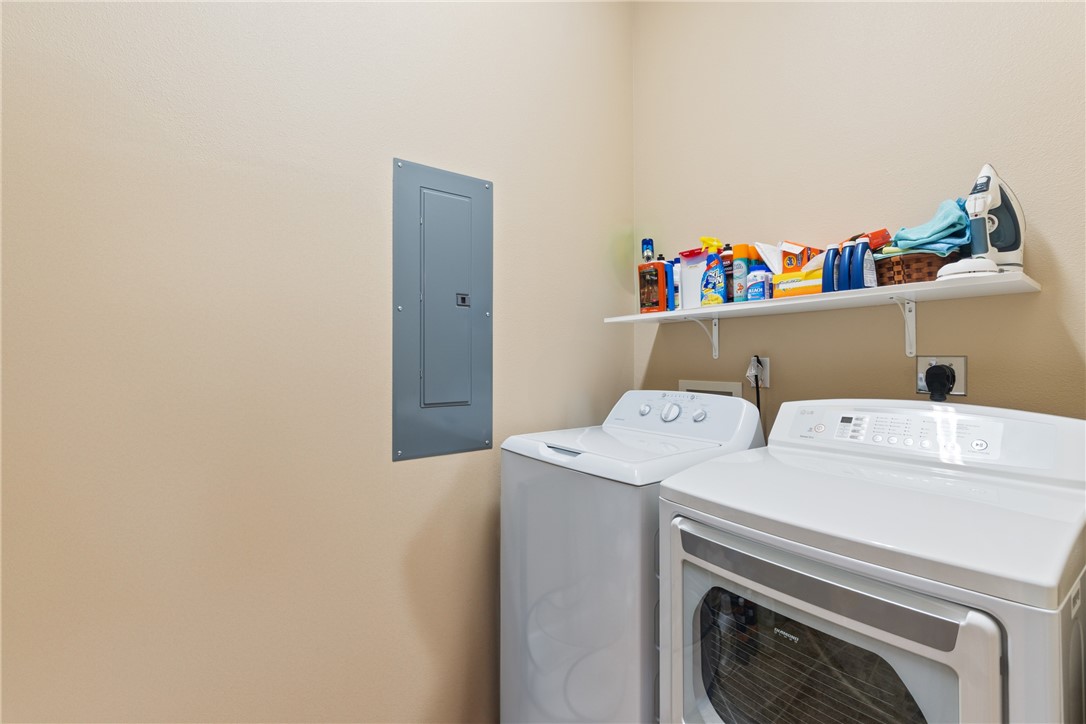 Unit 4 Holiday Island - Residential