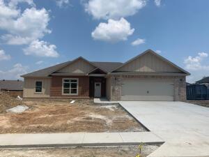 NEW CONSTRUCTION!! Quality throughout this 4 bedroom, 2 bath brick and siding home. Beautiful, spacious kitchen and dining with granite countertops, walk-in pantry and opening into large living room. Split floor plan, beautiful custom finishes throughout. Master bath features double vanity, separate shower and jetted garden tub, two walk-in closets, private toilet and linen closet. Hall bath is well-designed to accommodate 3 bedrooms with door separating tub/toilet and vanity area. See it today!