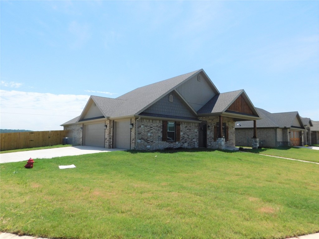 New all-brick home! 1,782 sq. ft., 3 bedrooms, 2 bathrooms, 3 car garage, split floor plan, premium plank flooring, fireplace, 2" blinds, granite, large walk-in closet. Large covered porch, fenced backyard, fully sodded. Builder will pay up to $4000 of buyers closing cost and prepaid