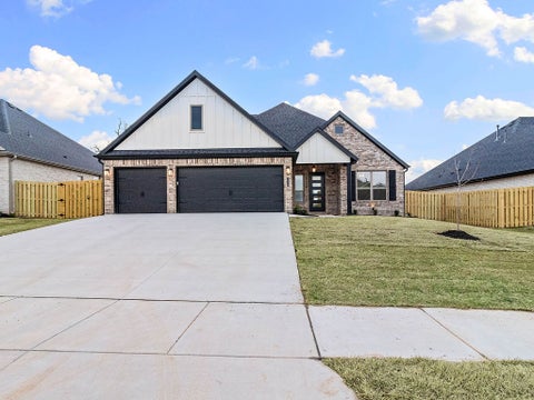 Photo of 1510 Lookout Lane, Cave Springs, AR 72718 (MLS # 1361156)