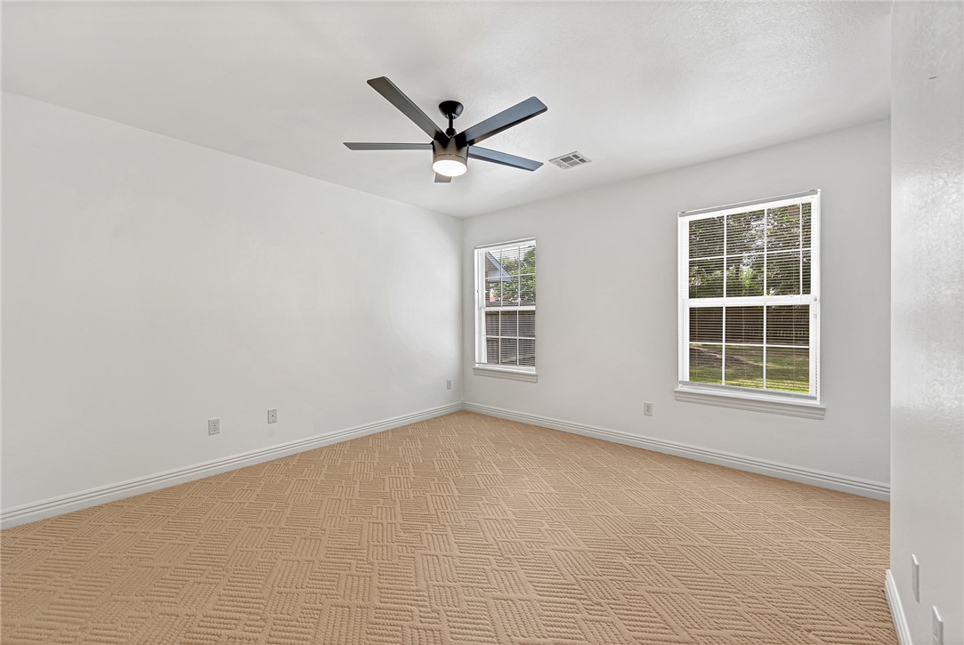 Whispering Timbers Ph 10 Rogers - Residential Lease