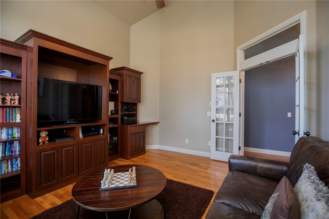 Montrouex Subrogers - Residential