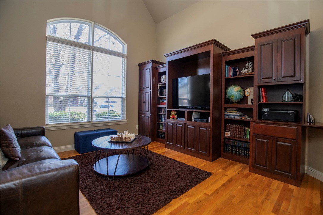 Montrouex Subrogers - Residential