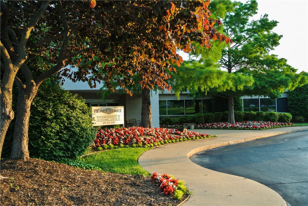 **Closest office park to the new Walmart Global Campus** On-site property management, direct access to I-49. Amenities include: on site fitness center, mountain bike trail, hotel, & daycare service. Security deposit equals first month's rent. Tenant pays for phone, internet, and janitorial service.