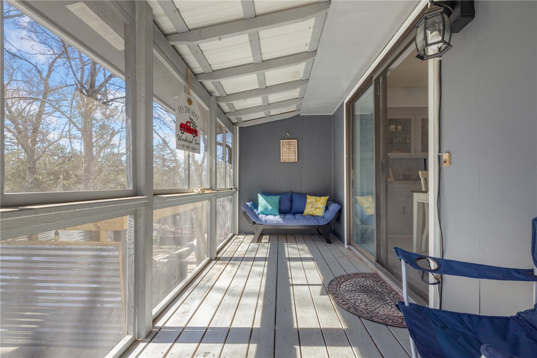 Lakeview Add Lake Bs Es - Residential