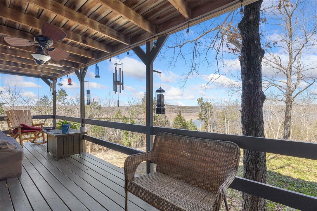 Lakeview Add Lake Bs Es - Residential