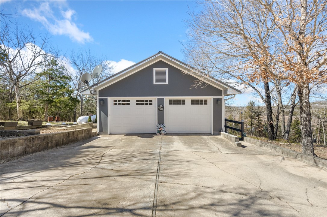 Lakeview Add Lake Bs Es - Residential