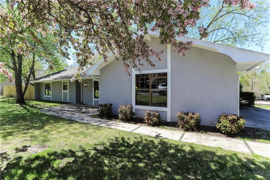 Robin Haven Add Bentonville - Residential Lease