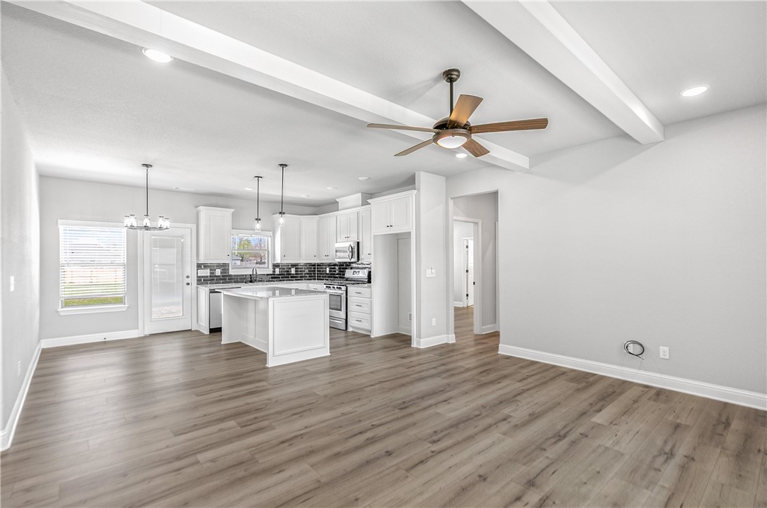 Givens Place Pea Ridge - Residential Lease