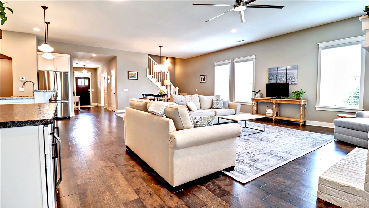 Riverwalk Ph I - Residential