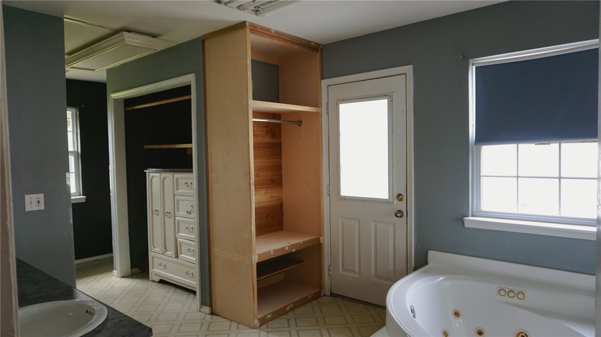 L M Proctors Add Siloam Spgs - Residential