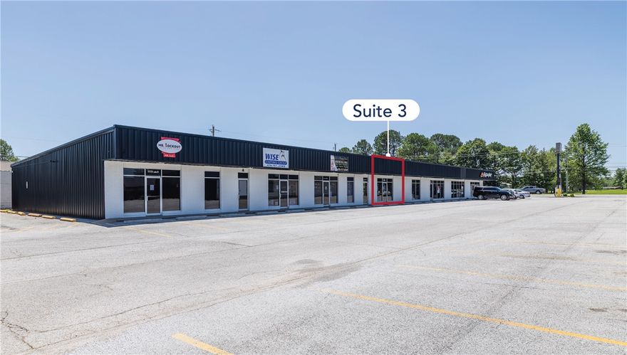 Frontage on Sunset Ave (HWY 412) with Easy Access to I-49 and HWY 71B. Ample Parking for Customers and Employees. High traffic area ensuring accessibility for potential customers (27,000 VPD). Proximity to major retailers such as Walmart
Neighborhood Market, Harps, Walgreens, and various other retailers, restaurants, and businesses