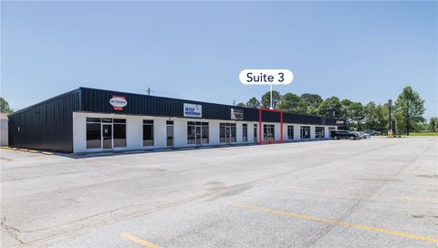 Photo of 1772 W Sunset Suite 3 #Suite 3, Springdale, AR 72762 (MLS # 1344753)