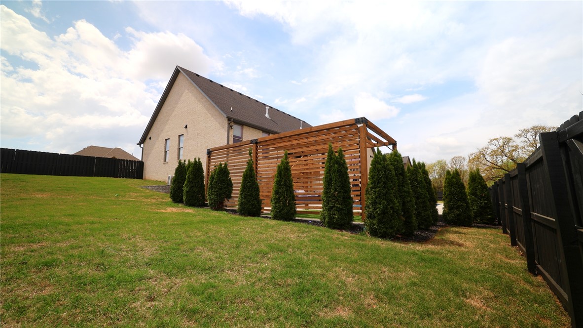 Elmdale Lake Estates - Residential