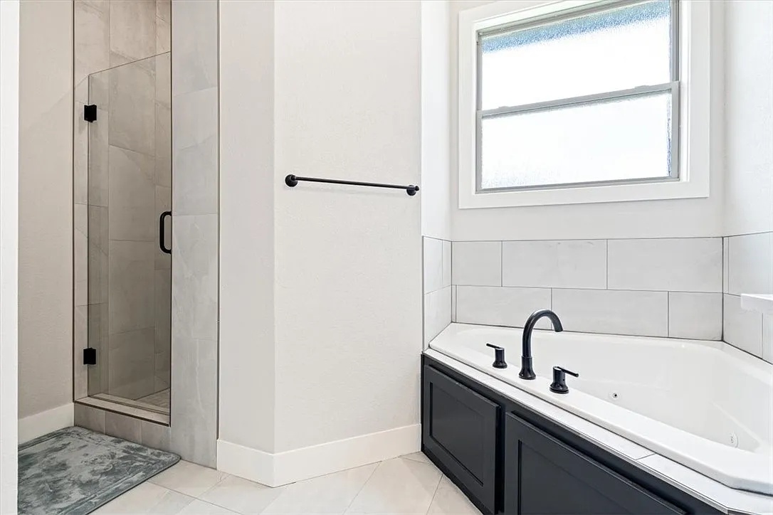 Elmdale Lake Estates - Residential