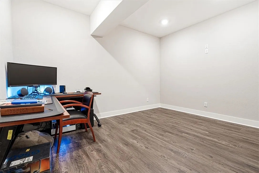 Elmdale Lake Estates - Residential