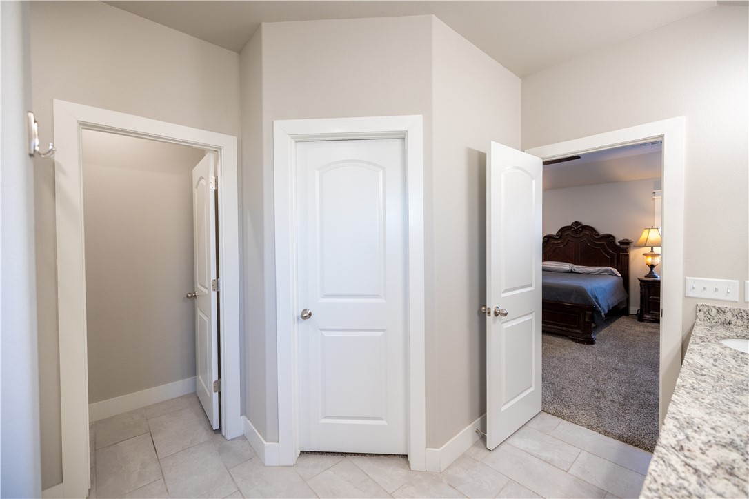 Hickory Meadows Sub Ph 2 - Residential