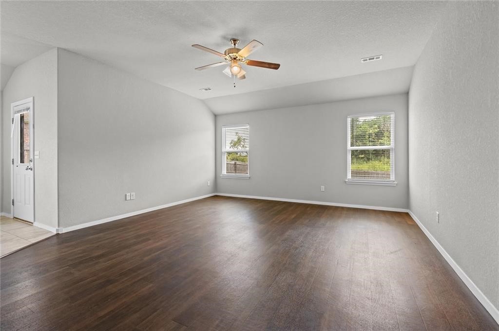 Lakewood Sub Ph V Lowell - Residential Lease