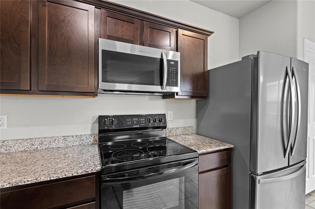 Lakewood Sub Ph V Lowell - Residential Lease