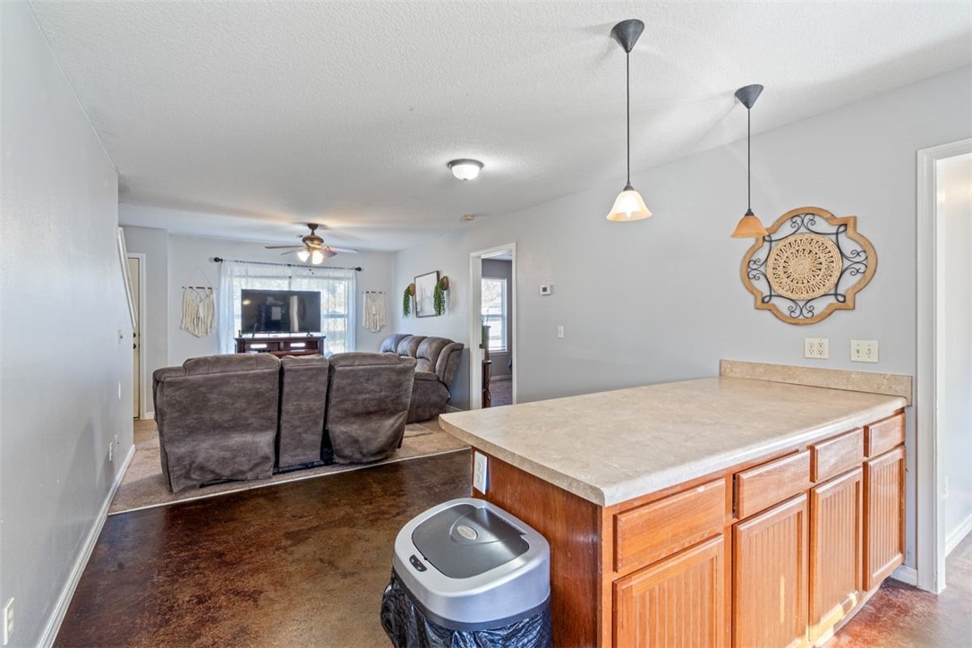 L M Proctors Add Siloam Spgs - Residential Income