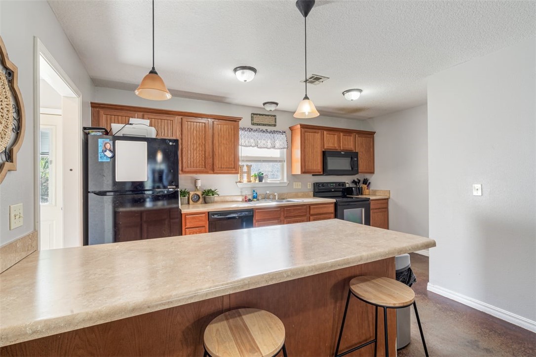 L M Proctors Add Siloam Spgs - Residential Income