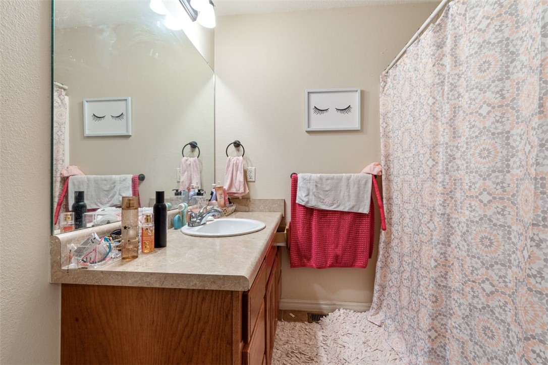 L M Proctors Add Siloam Spgs - Residential Income