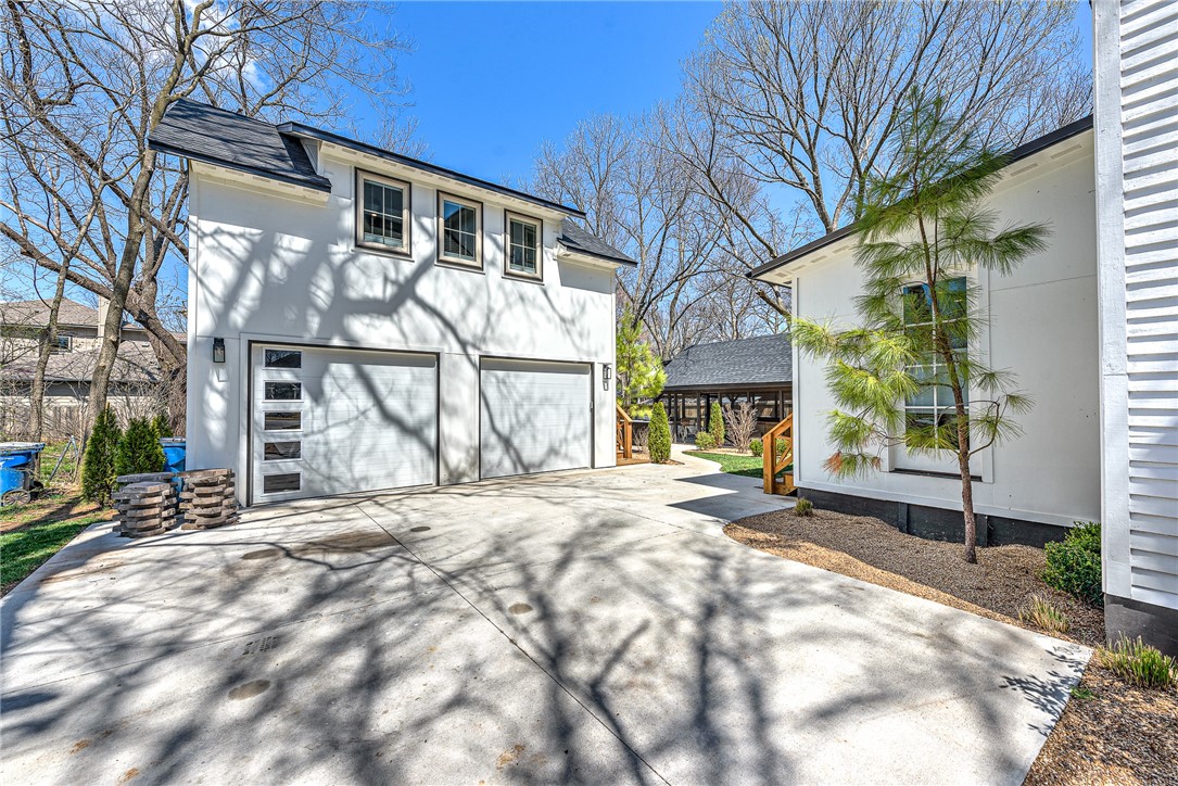 Demings 2nd Add Bentonville - Residential