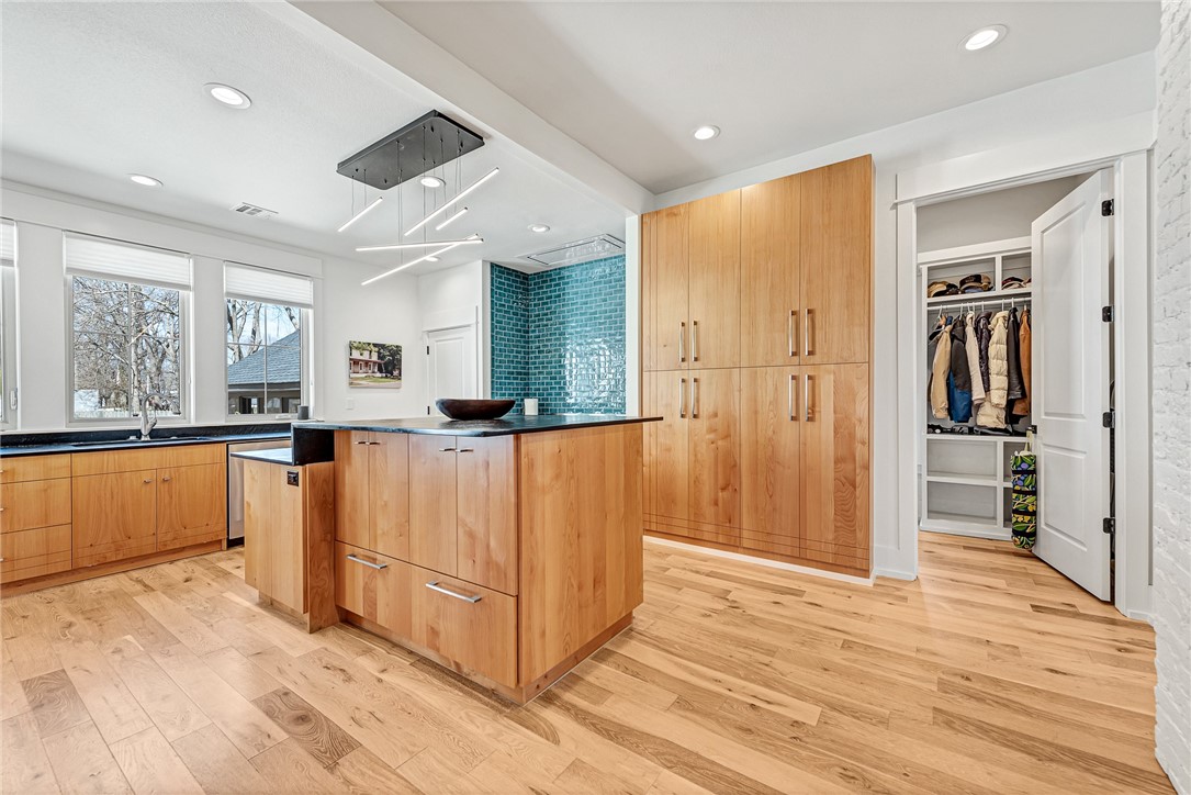 Demings 2nd Add Bentonville - Residential