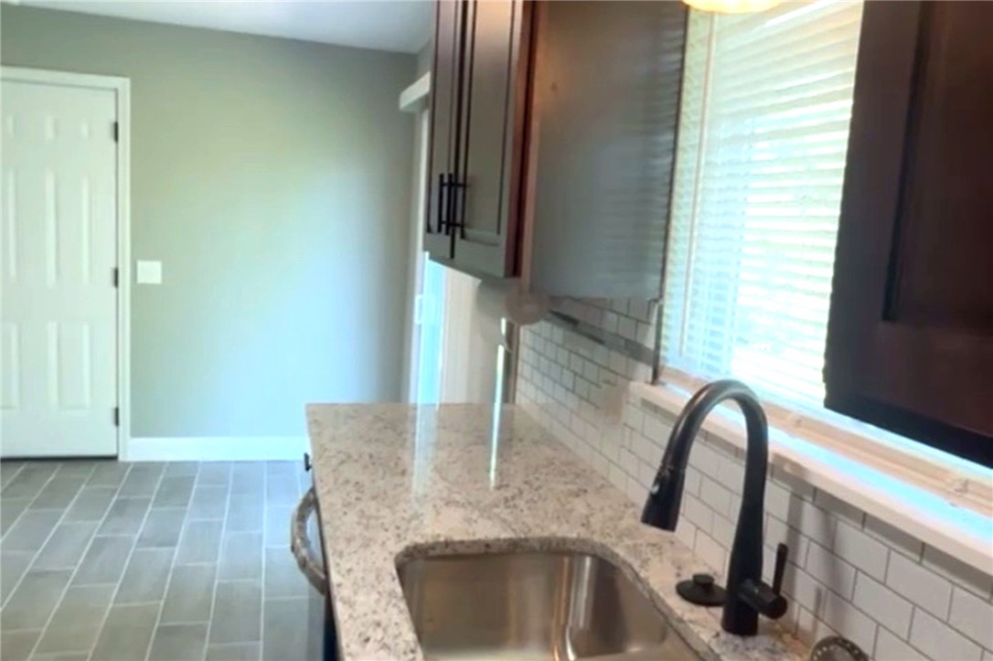 Larimore & Garner 3rd Add Rogers - Residential Lease