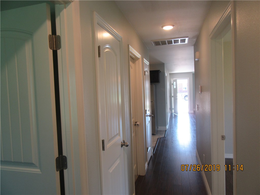 Haden Place Sub Siloam Spgs - Residential Lease