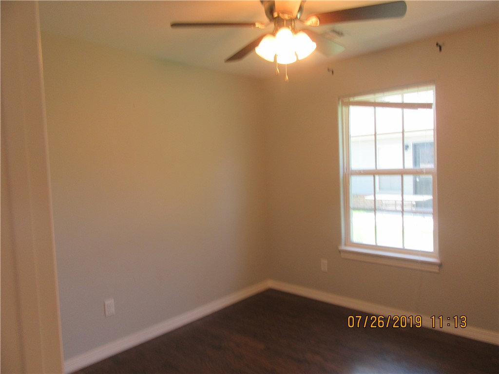 Haden Place Sub Siloam Spgs - Residential Lease