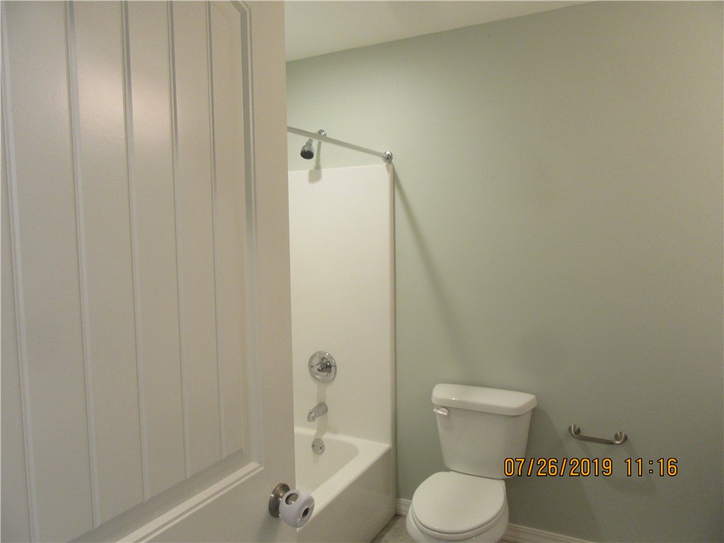 Haden Place Sub Siloam Spgs - Residential Lease