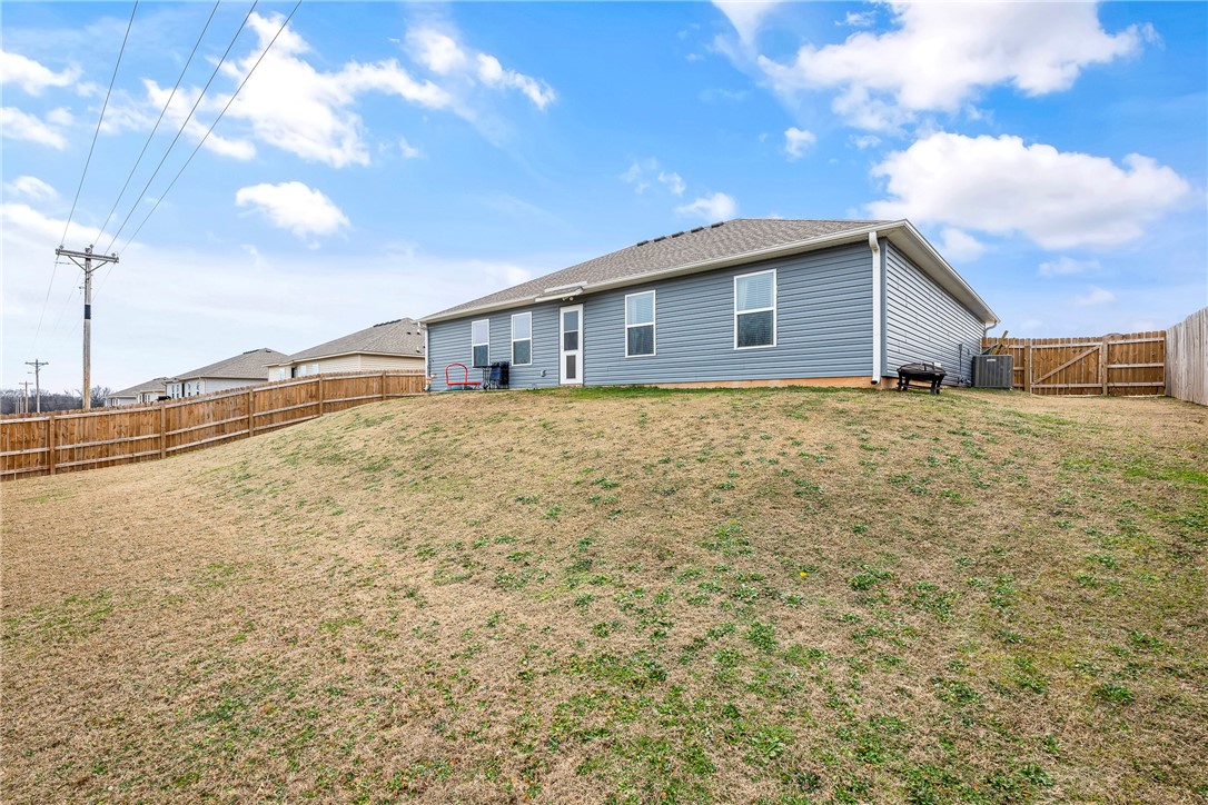 Walnut Hill Sub Ph I Pea Ridge - Residential