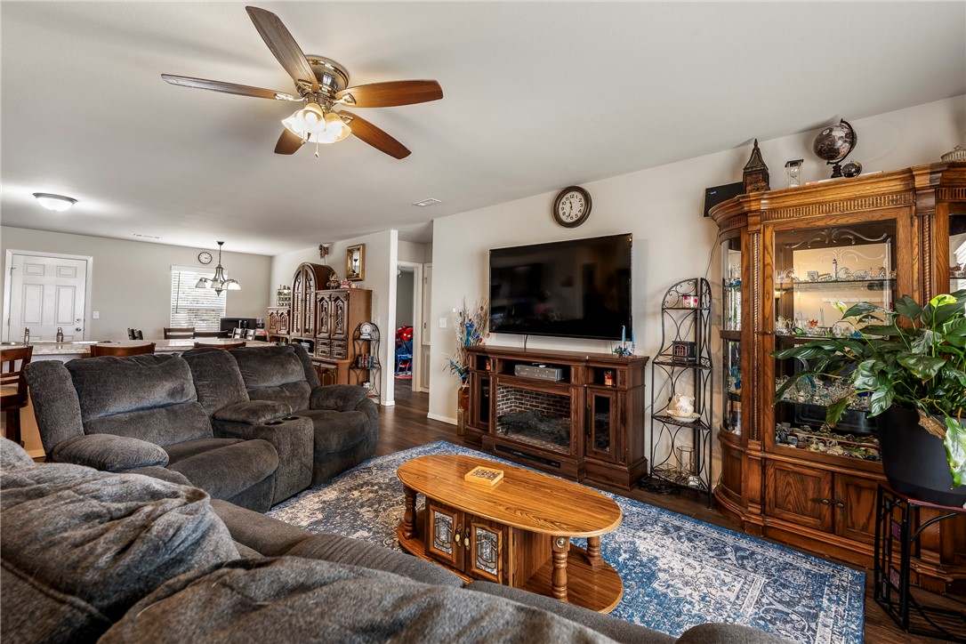 Walnut Hill Sub Ph I Pea Ridge - Residential